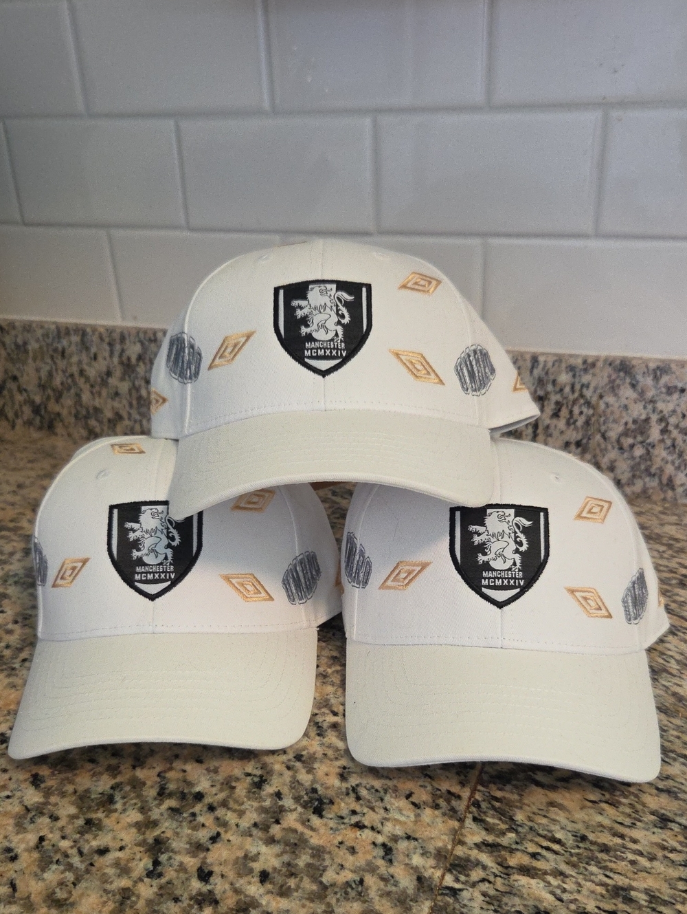 Umbro White Embroidered Manxhester Baseball Cap - Set of 3